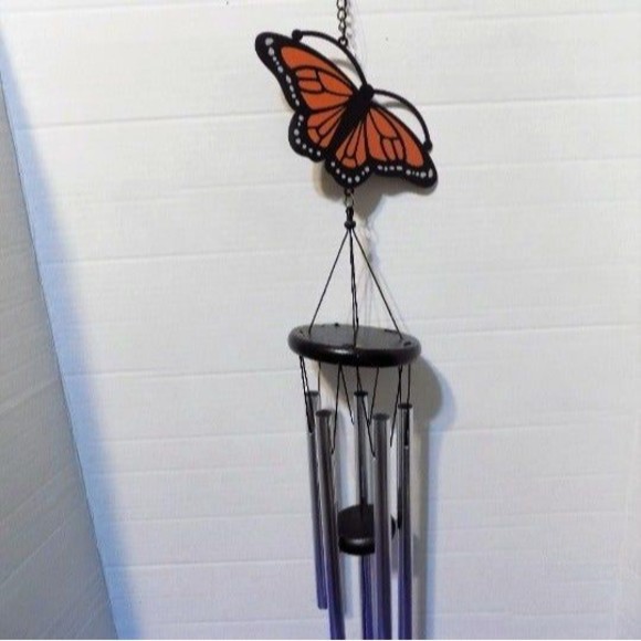 NEW Monarch Butterfly Metal Wind Chime - Picture 1 of 4